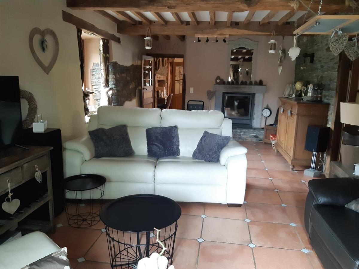 Gite Au Coeur De Champlon Exteriör bild