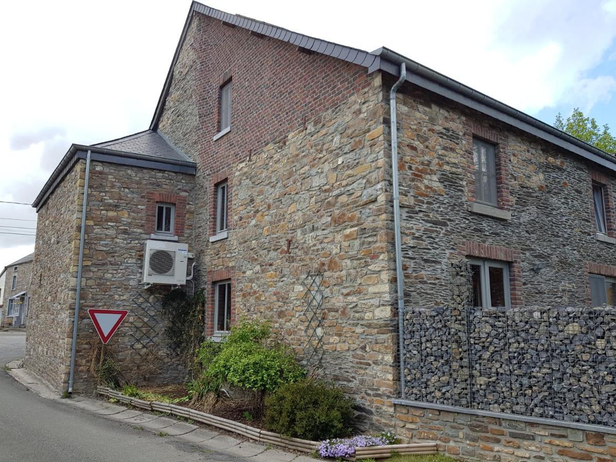 Gite Au Coeur De Champlon Exteriör bild